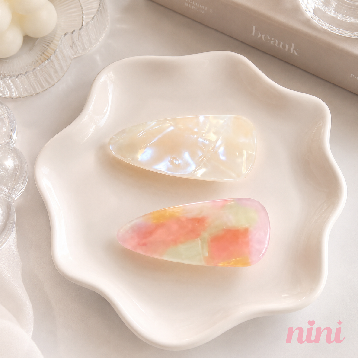 MarbleChic Clip